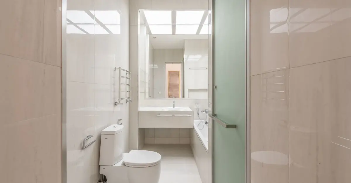 Comment optimiser votre salle de bain avec du mobilier pratique