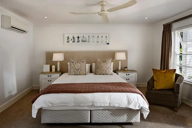 Comment choisir des meubles pratiques pour optimiser votre chambre