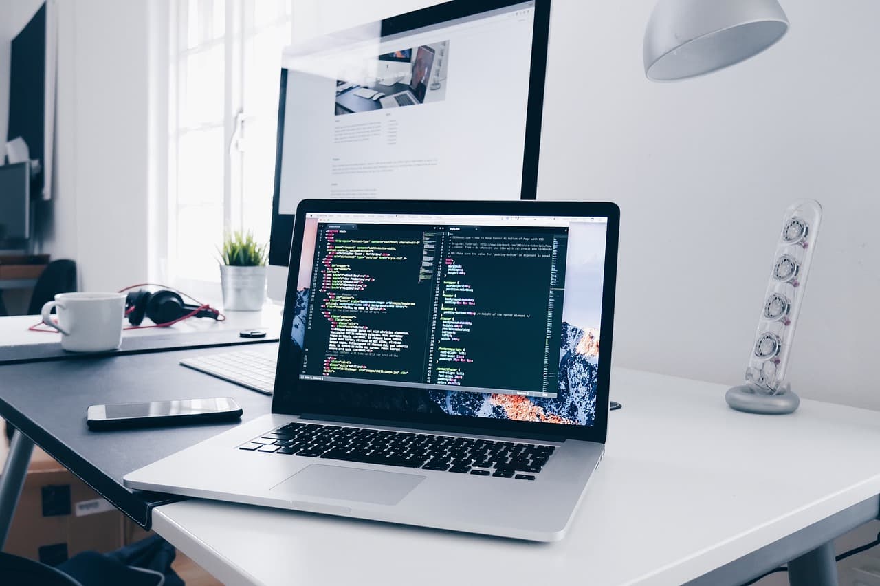 5 meubles pratiques pour optimiser un coin bureau